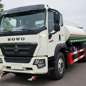 Xe ô tô phun nước rửa đường – tưới cây HOWO 9,2 Khối