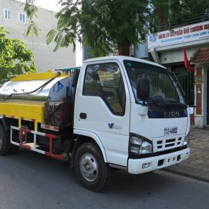 Xe Phun Tưới Nhựa Đường Isuzu 5 Khối
