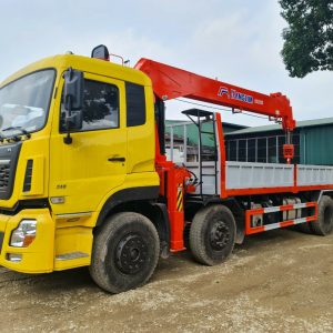 Xe Tải Dongfeng 4 Chân Gắn Cẩu Kanglim 15 Tấn