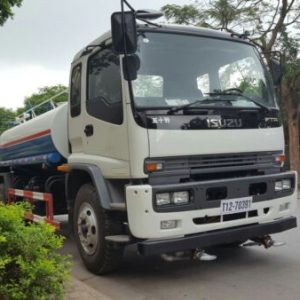 Xe Phun Nước Rửa Đường Isuzu 9 Khối
