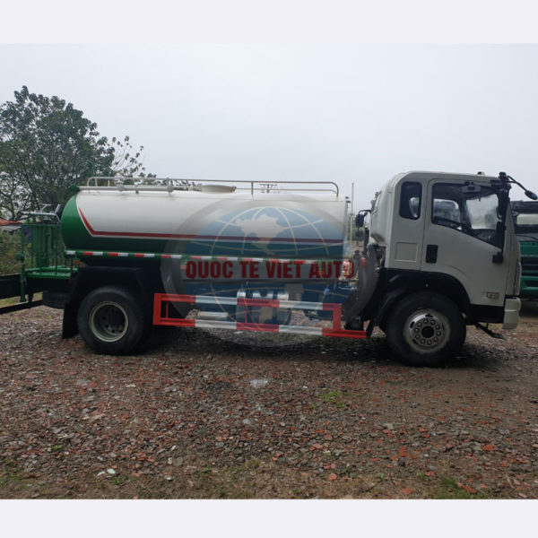 xe phun nước rửa đường tưới cây 9 khối chính hãng Howo